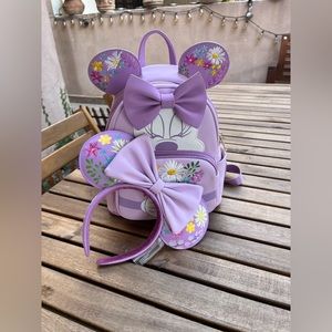 Loungefly Minnie floral mini backpack + ears